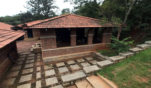 Featured Image of The Valley School